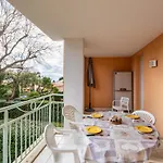 Les Calanques Du Parc-5 By Interhome شقة